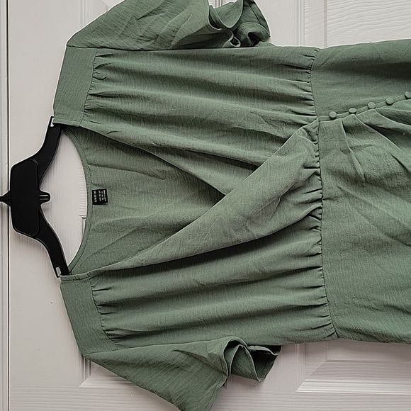 Shein V Neck Dress - Picture 4 of 12